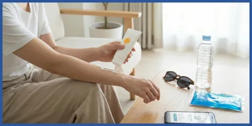 メンズ脱毛の施工前に準備をしている男性の様子